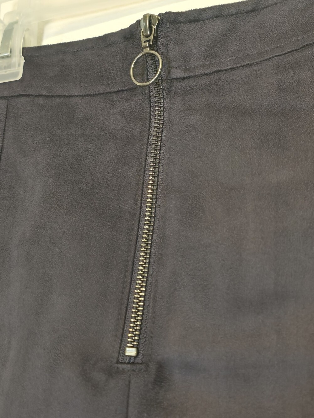 Old Navy Black Faux Suede A-Line Mini Skirt Front Patch Pockets Zip Back - Picture 5 of 7